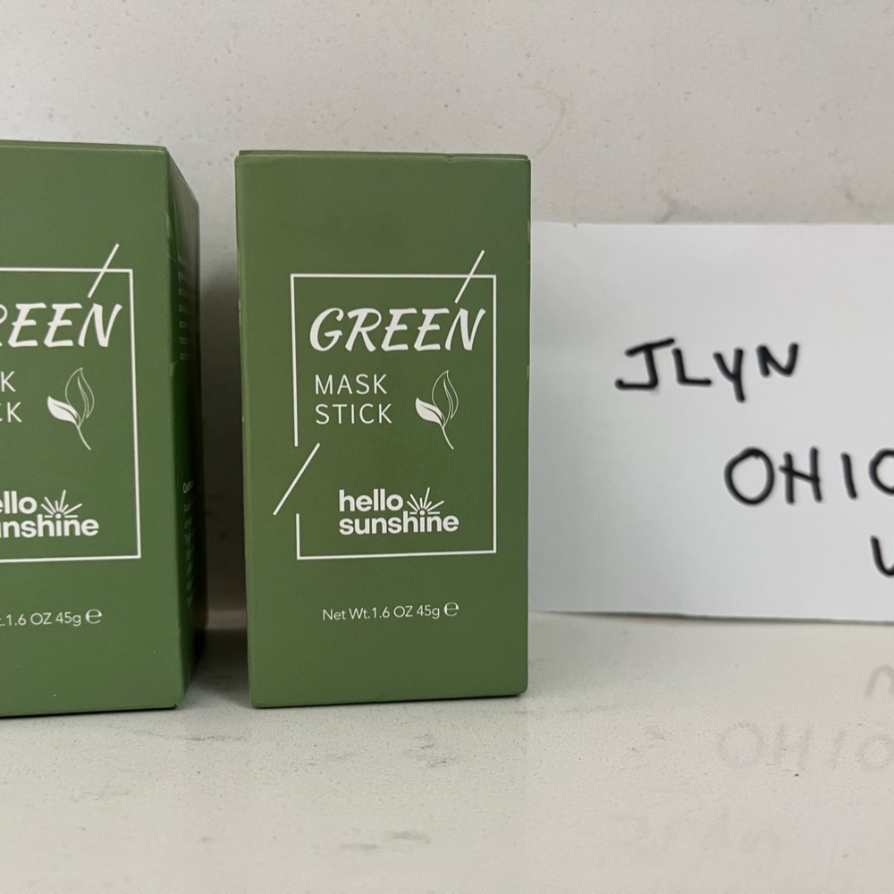 Green Mask Stick NWT Hello Sunshine